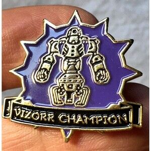 WizKids Mage Knight Vizorr Pins Purple Gold Tone lot of 5 - 4 new in bag